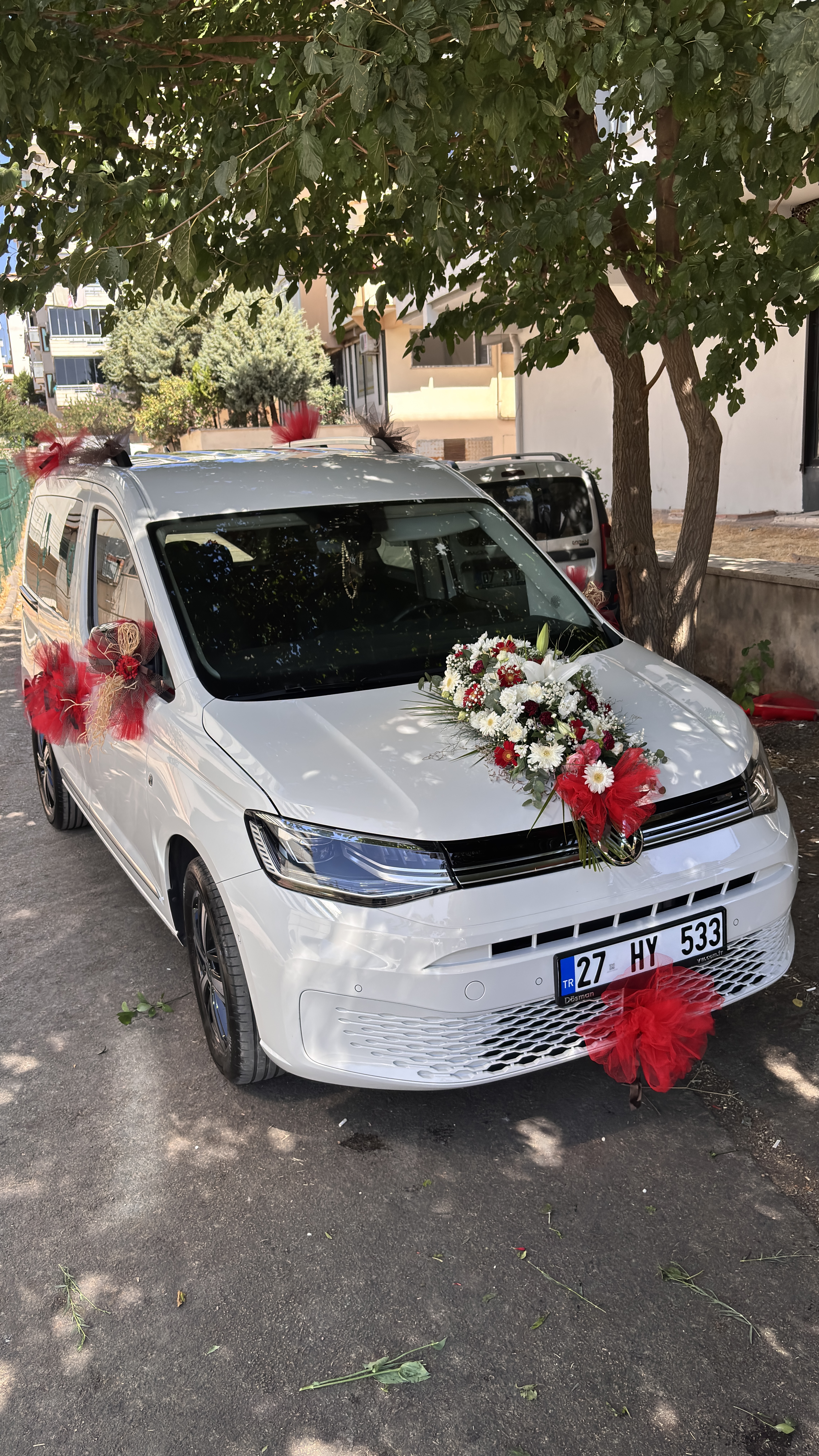 Kırmızı beyaz